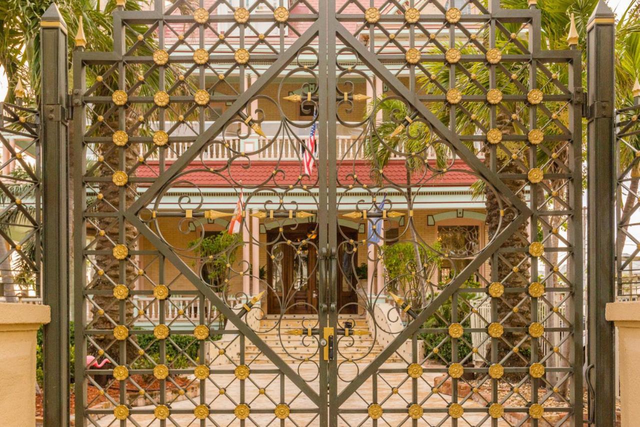 Casa de férias Cockadoodle On Duval *